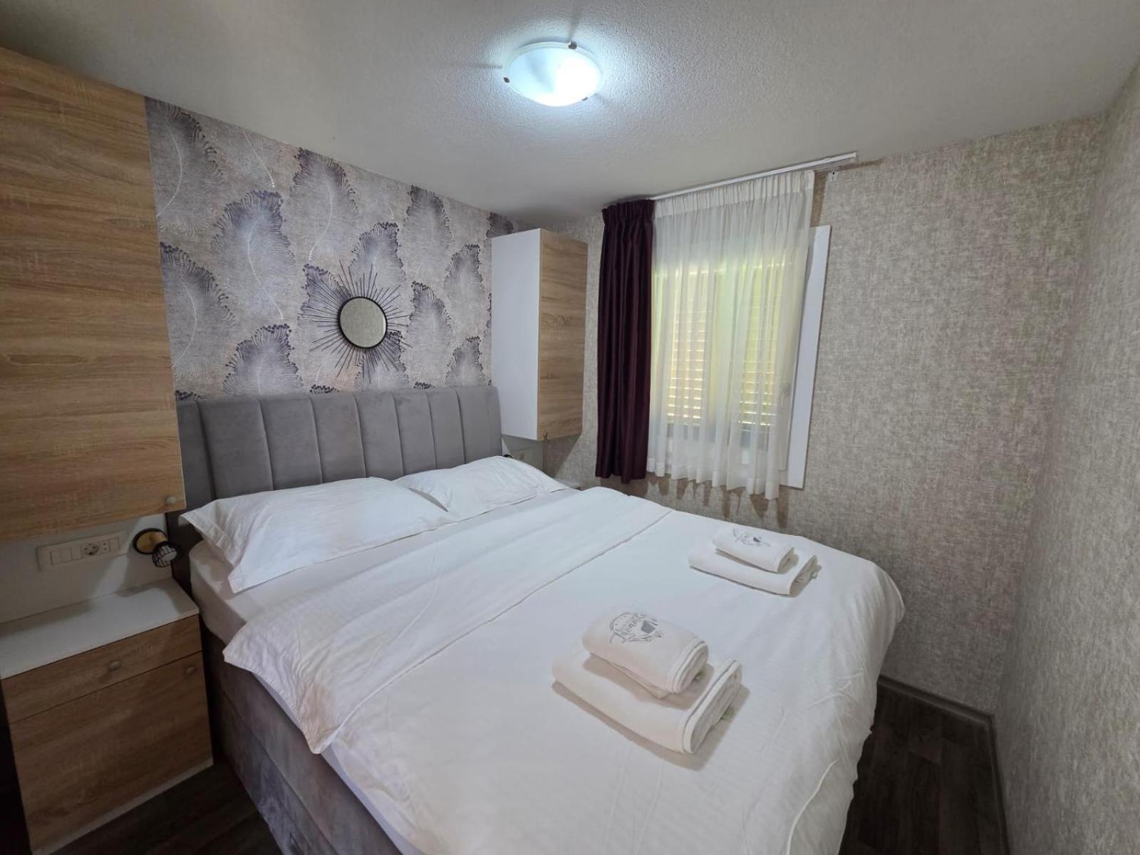 Lavanda Mobile Homes & 4*
